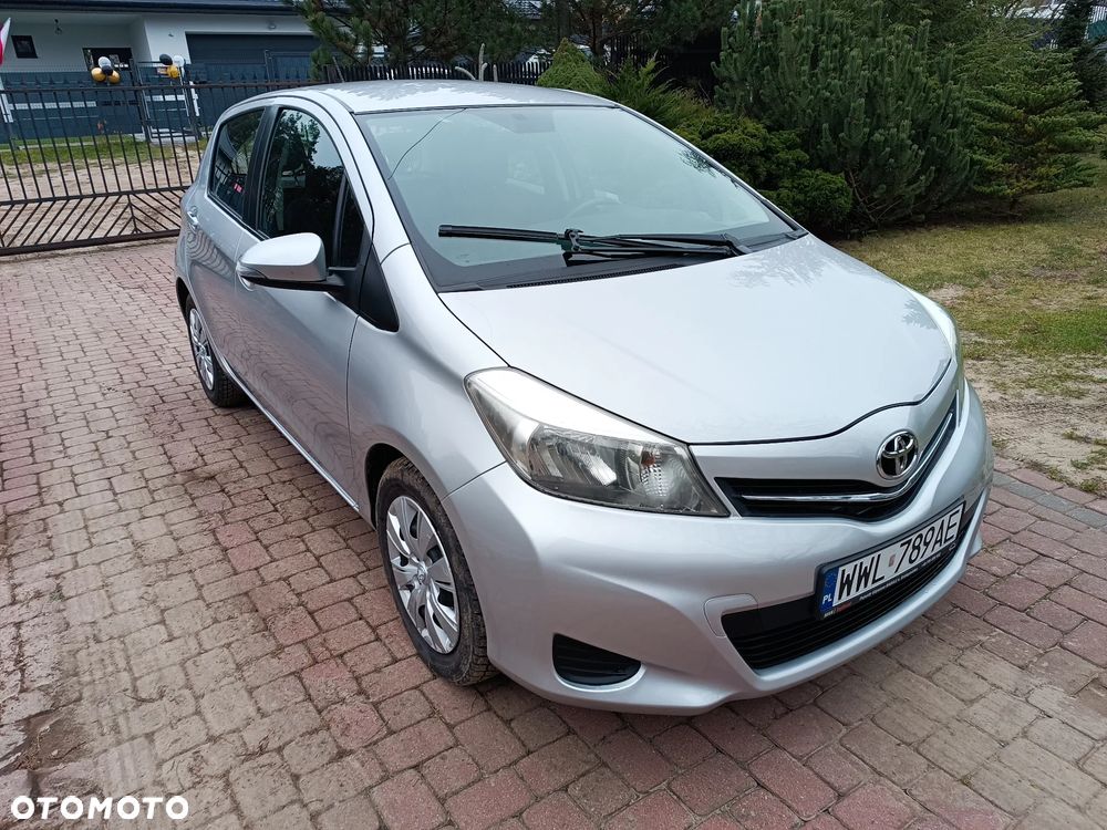 Toyota Yaris 1.33 Dynamic - 12