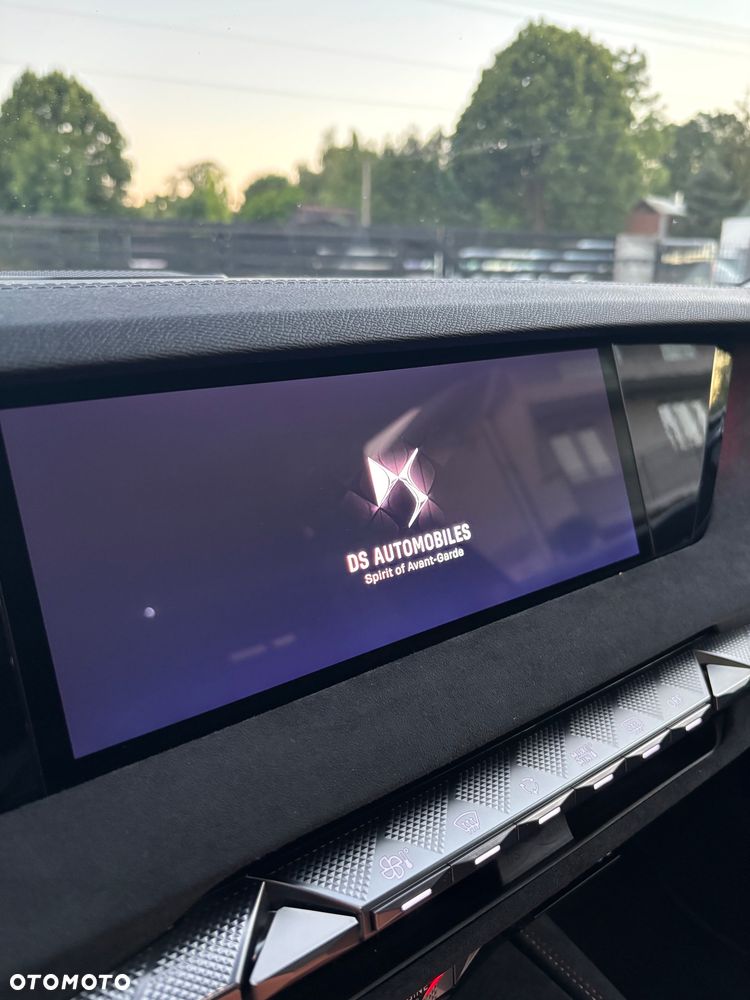DS Automobiles DS 4 1.5 BlueHDi Performance Line + - 35