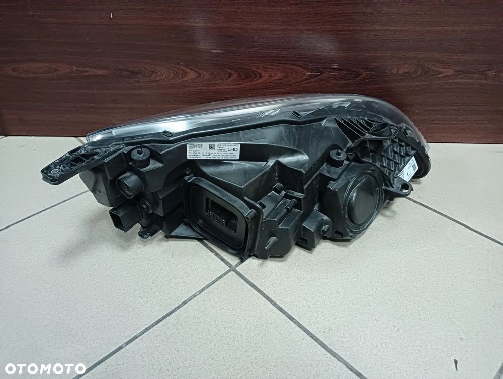 Volvo V40 Full Led lewy reflektor Lampa EUROPA - 3
