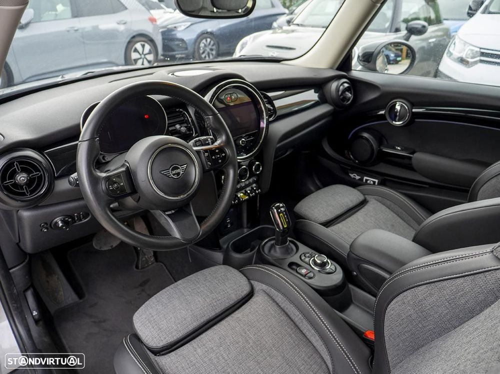 MINI 3 Portas Cooper SE - 23