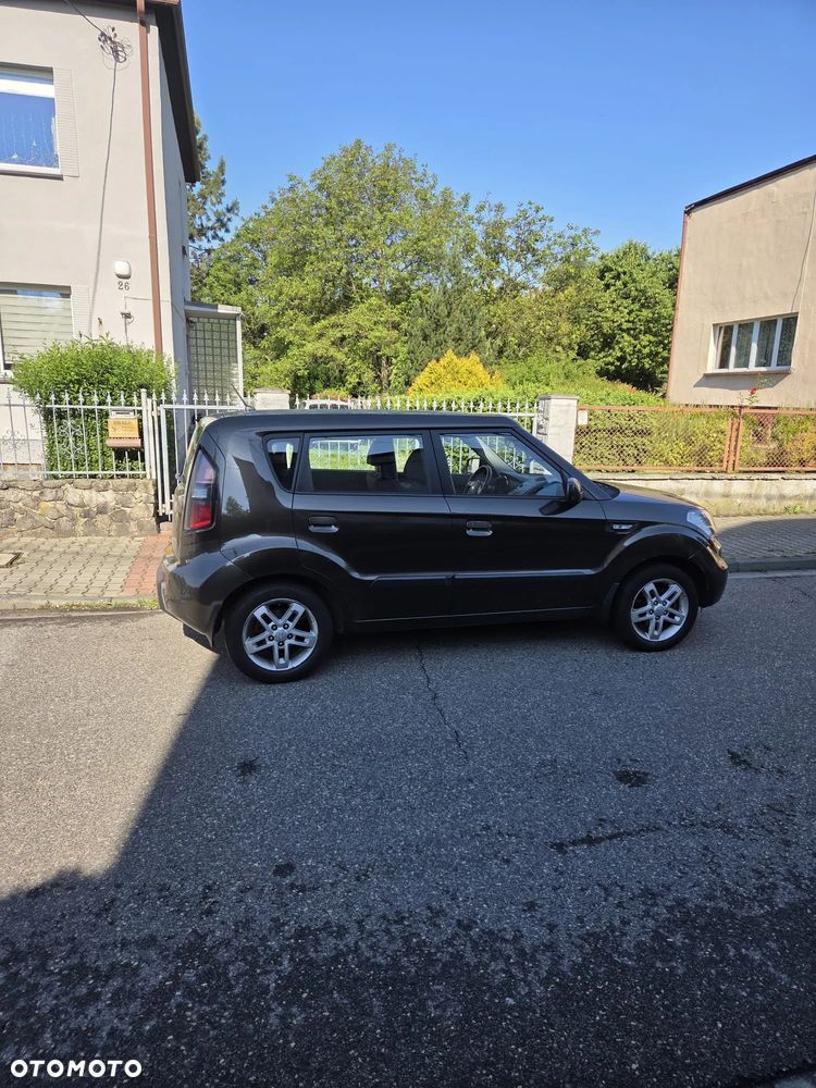 Kia Soul 1.6 L - 5