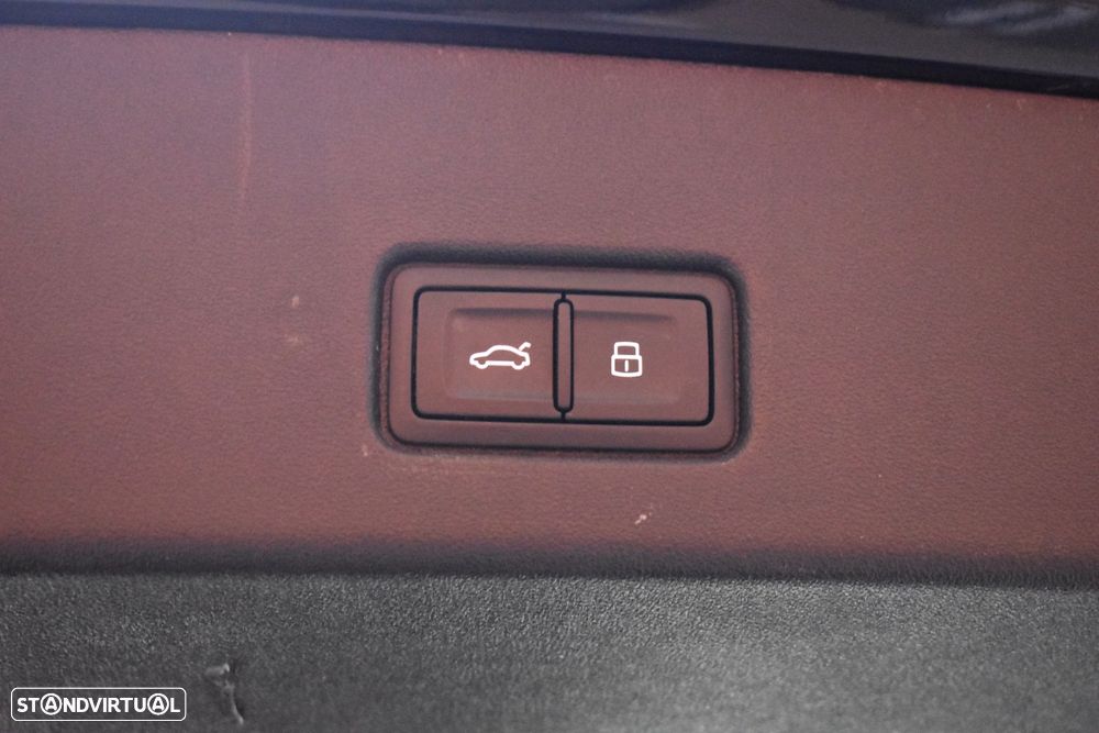 Audi Q4 e-tron 45 quattro 82 kWh - 55