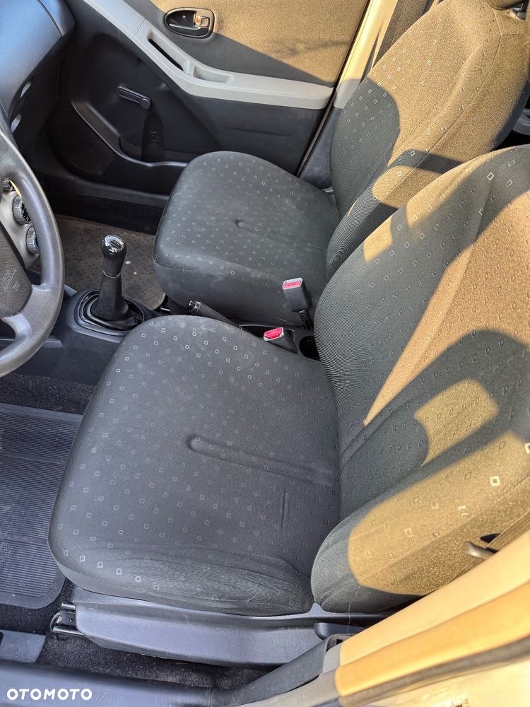Toyota Yaris 1.3 VVT-i Luna - 11
