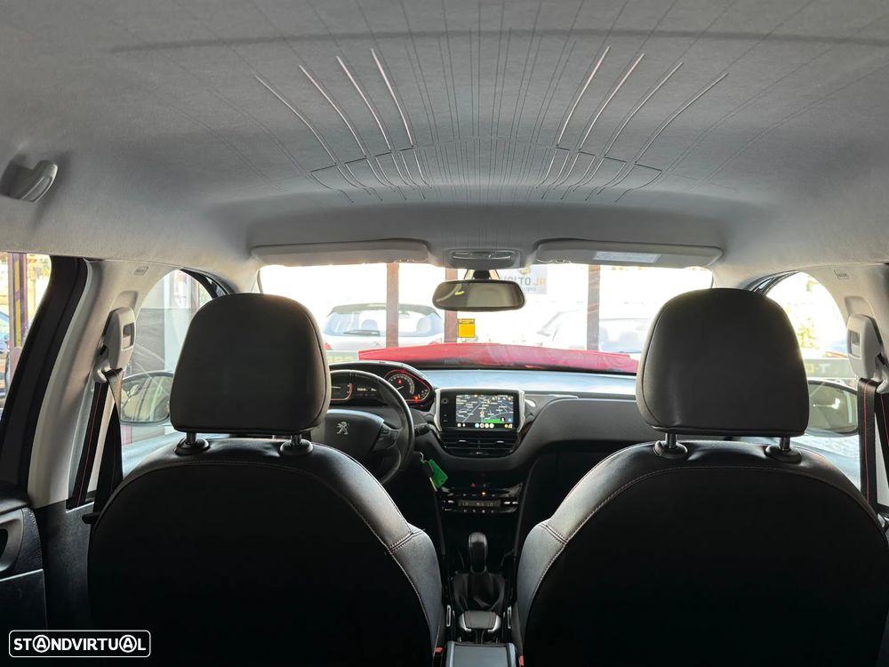 Peugeot 2008 PureTech 130 Stop&Start GT-Line Edition - 11