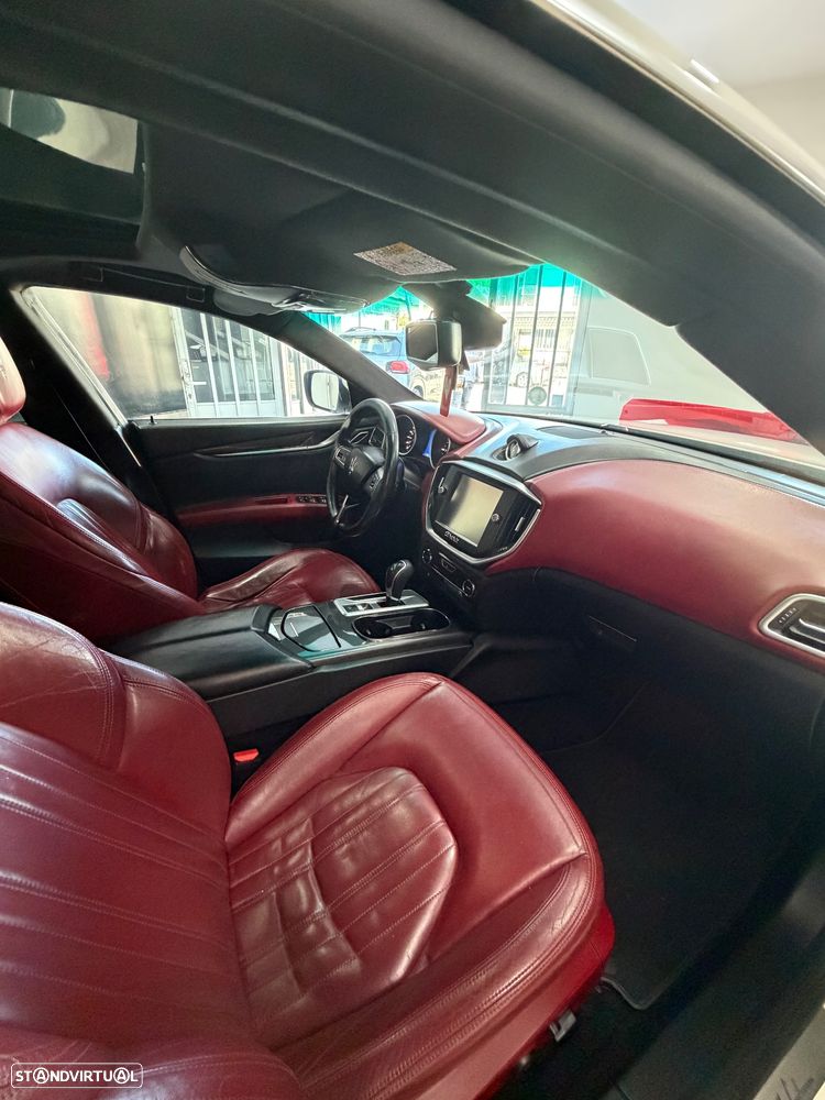 Maserati Ghibli GranSport - 20