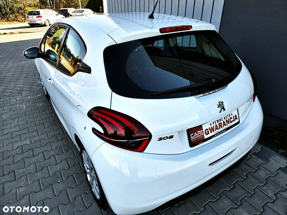Peugeot 208 - 26