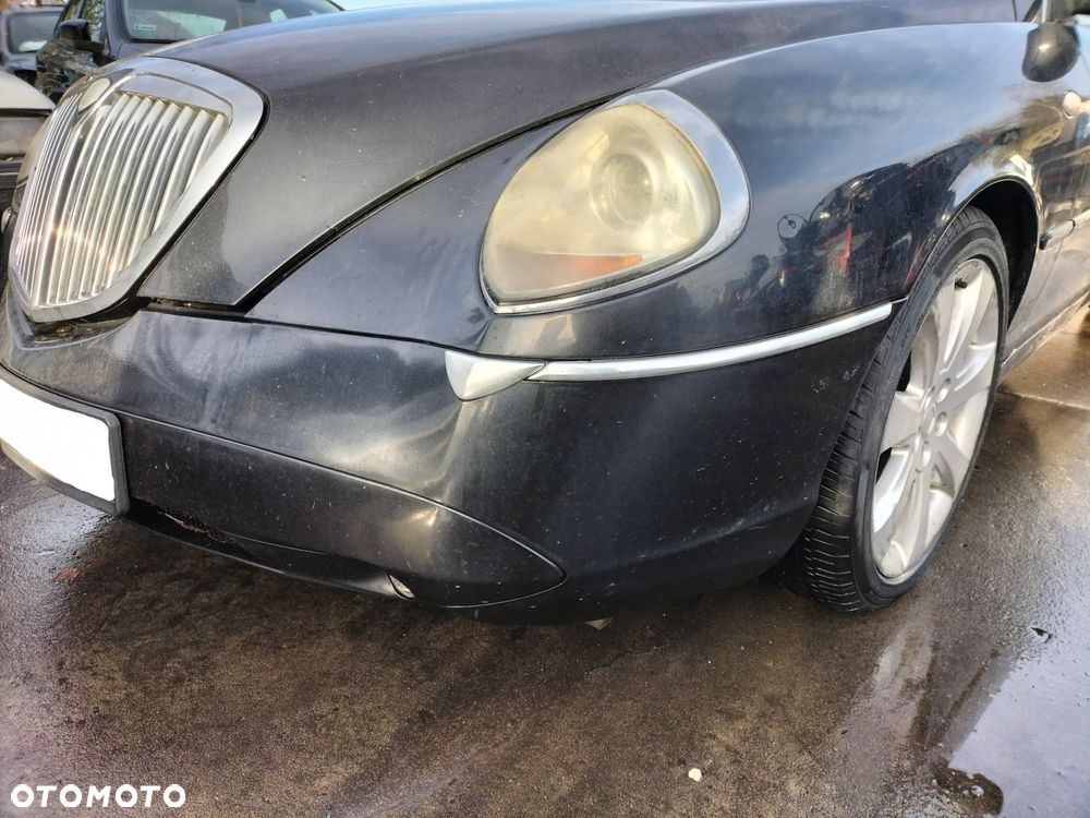 CAŁE AUTO NA CZĘŚCI KIEROWNICA DEKORY DREWNIANE NAGŁOŚNIENIE BOSE LANCIA THESIS 01-09r 2.4 JTD - 2