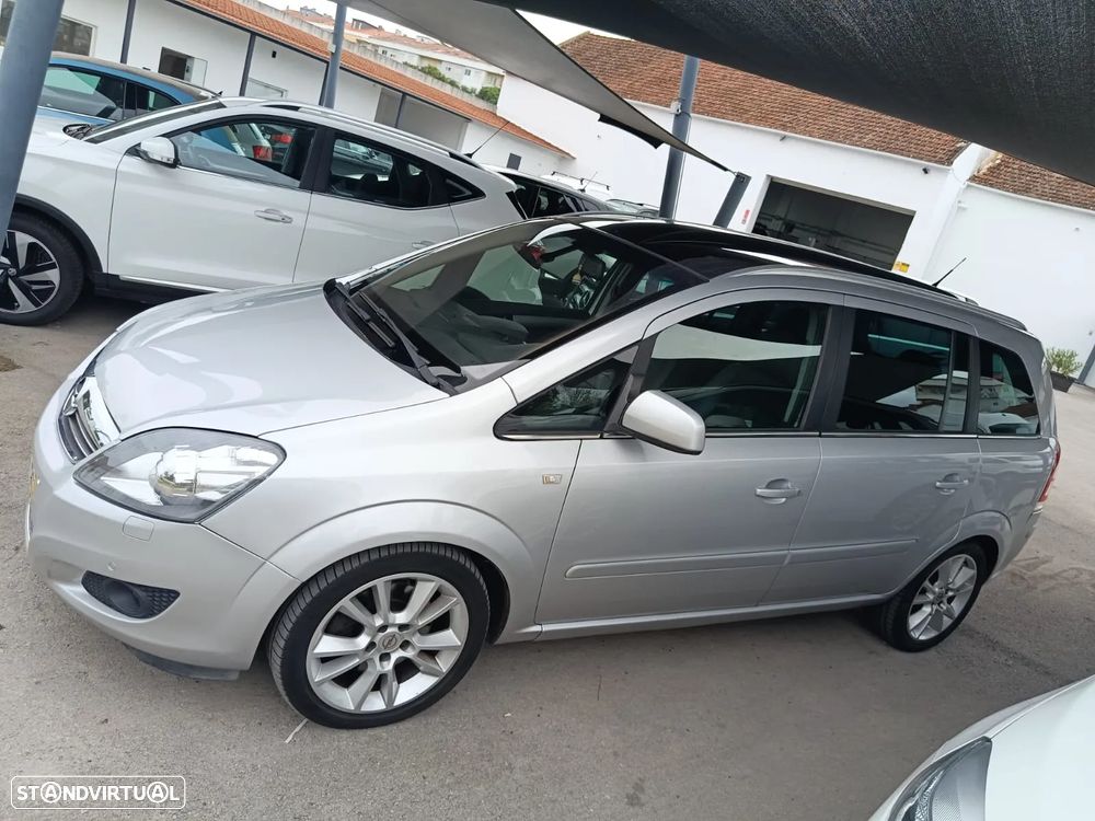 Opel Zafira 1.7 CDTi EcoFLEX - 4