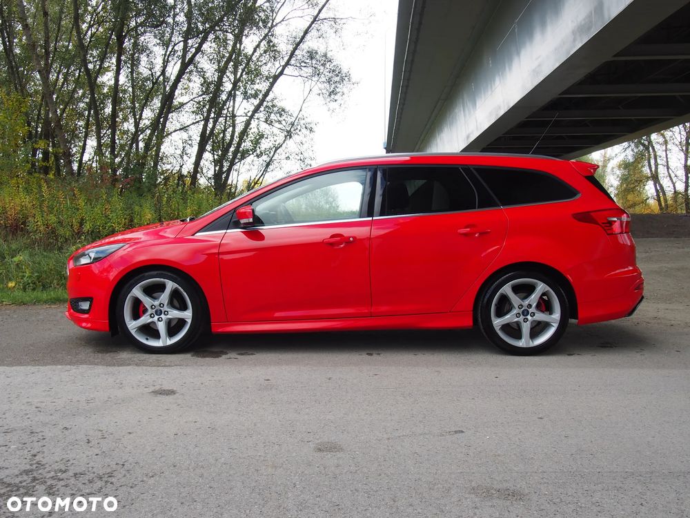Ford Focus 1.0 EcoBoost ST-Line Red ASS - 18