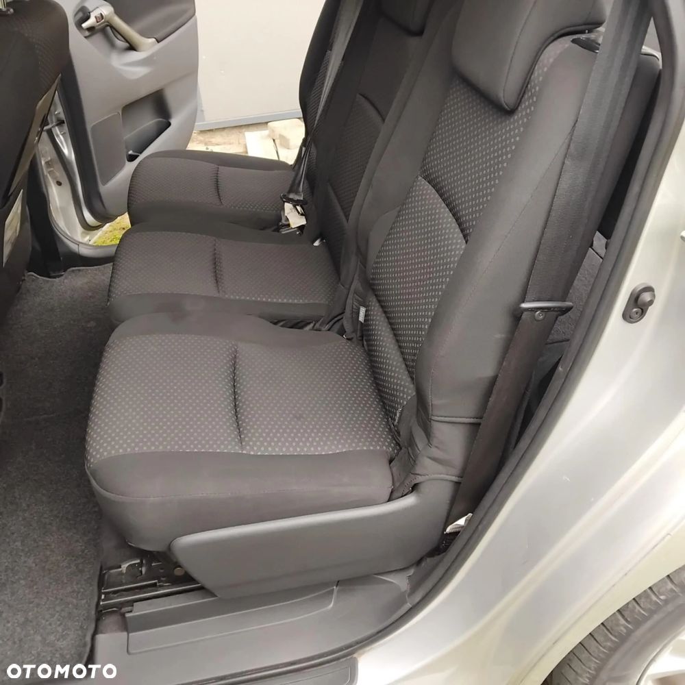 Toyota Verso 2.0 D-4D - 15