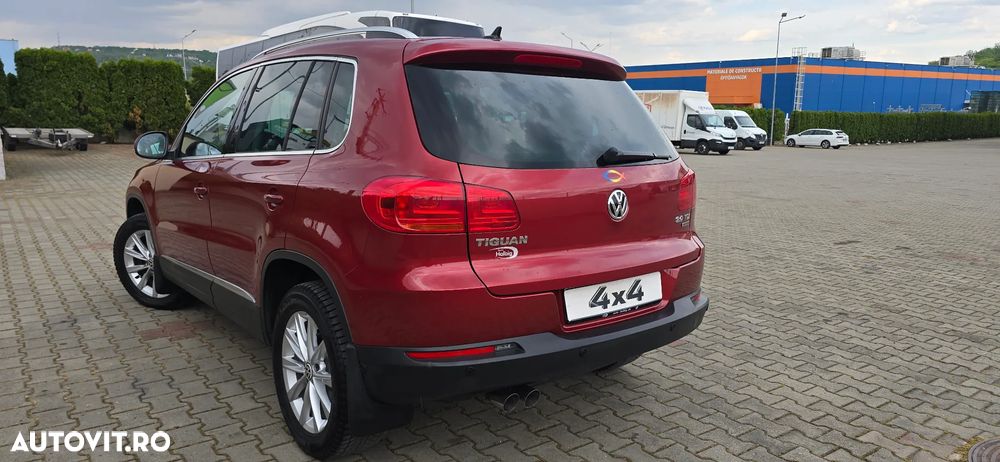 Volkswagen Tiguan - 4