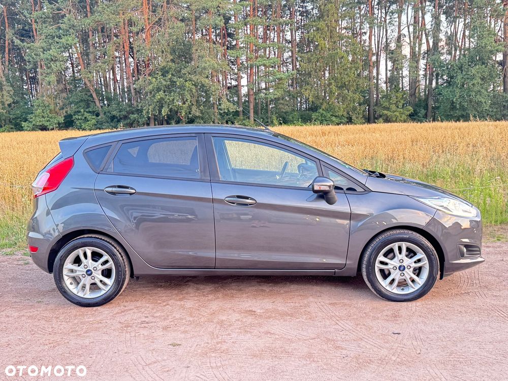 Ford Fiesta - 2