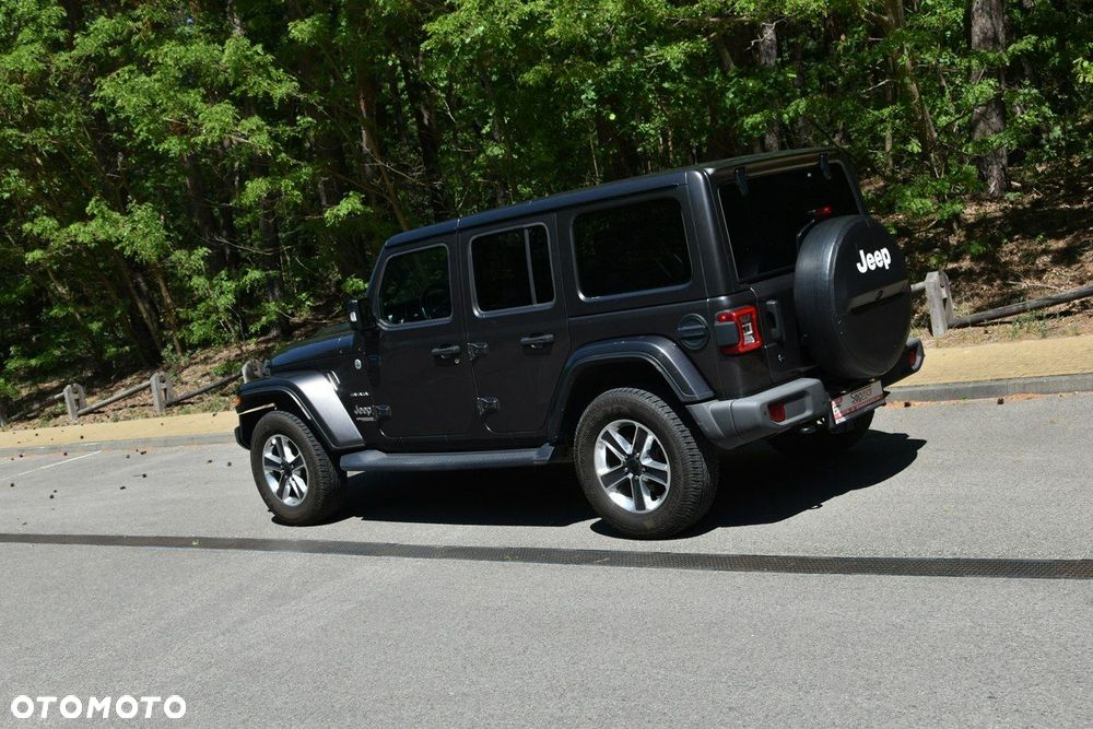 Jeep Wrangler Unlimited GME 2.0 Turbo Sahara - 5