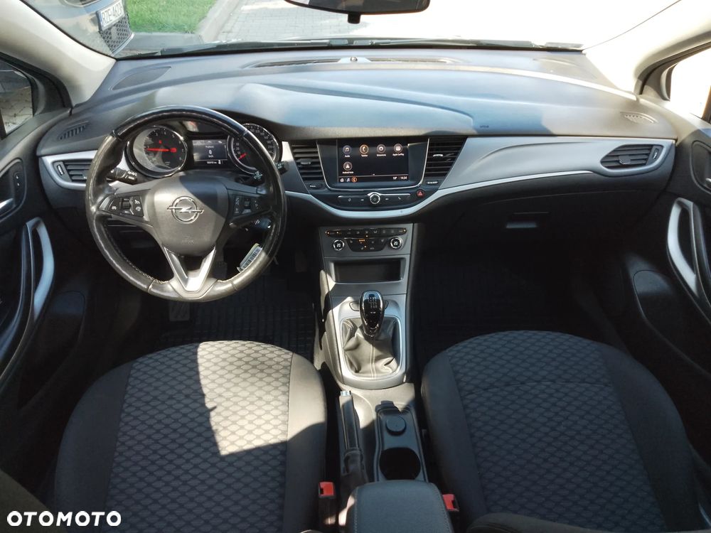 Opel Astra 1.2 T Edition S&S - 16