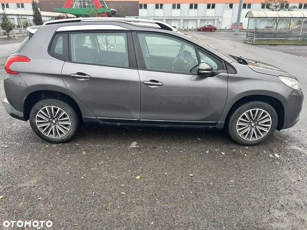 Peugeot 2008 1.6 VTi Allure - 9