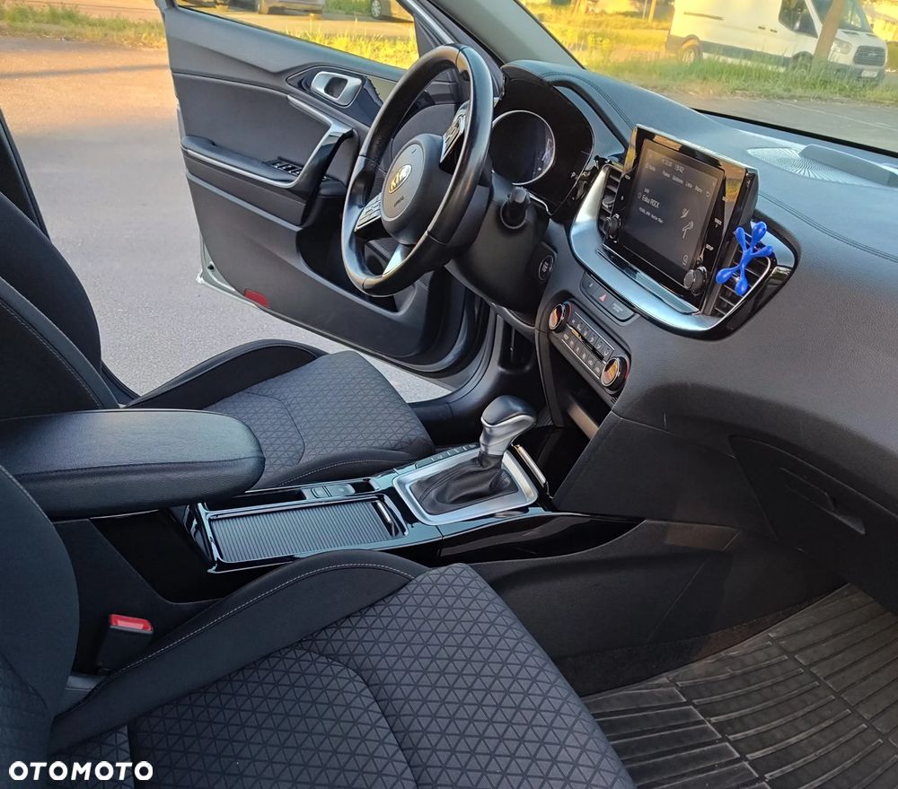 Kia Ceed 1.6 GDI PHEV XL DCT - 11