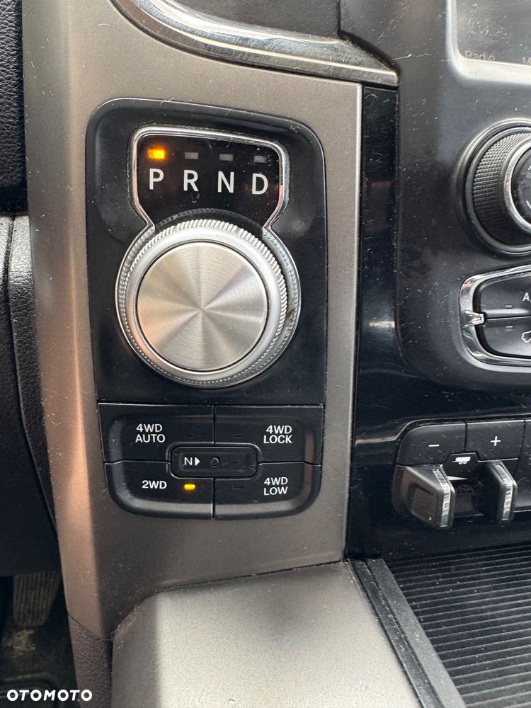Dodge RAM 1500 5.7 4x4 - 24