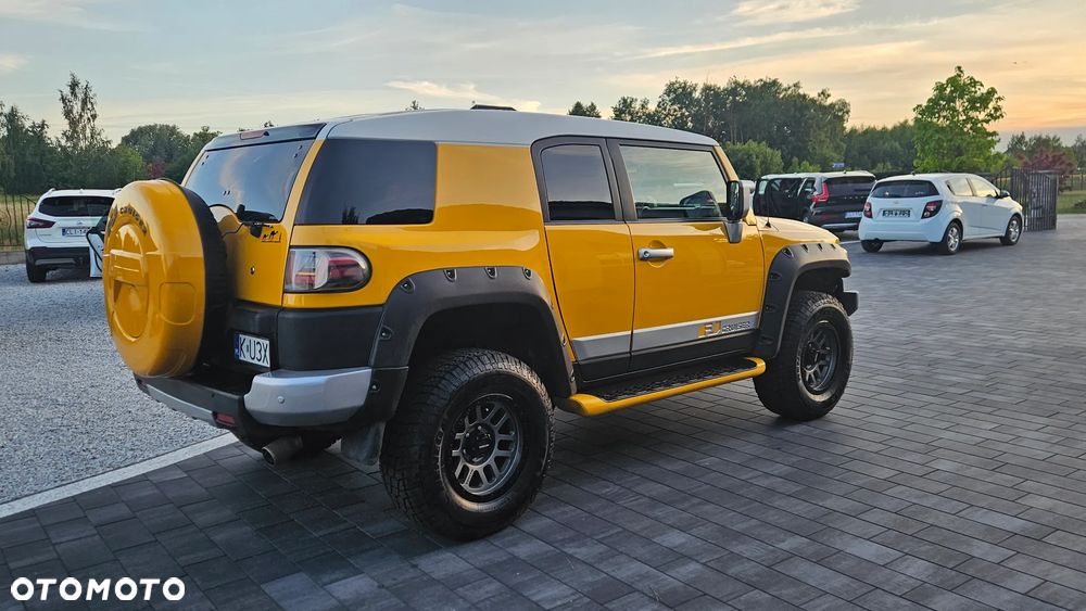 Toyota FJ 4.0 4x4 - 10