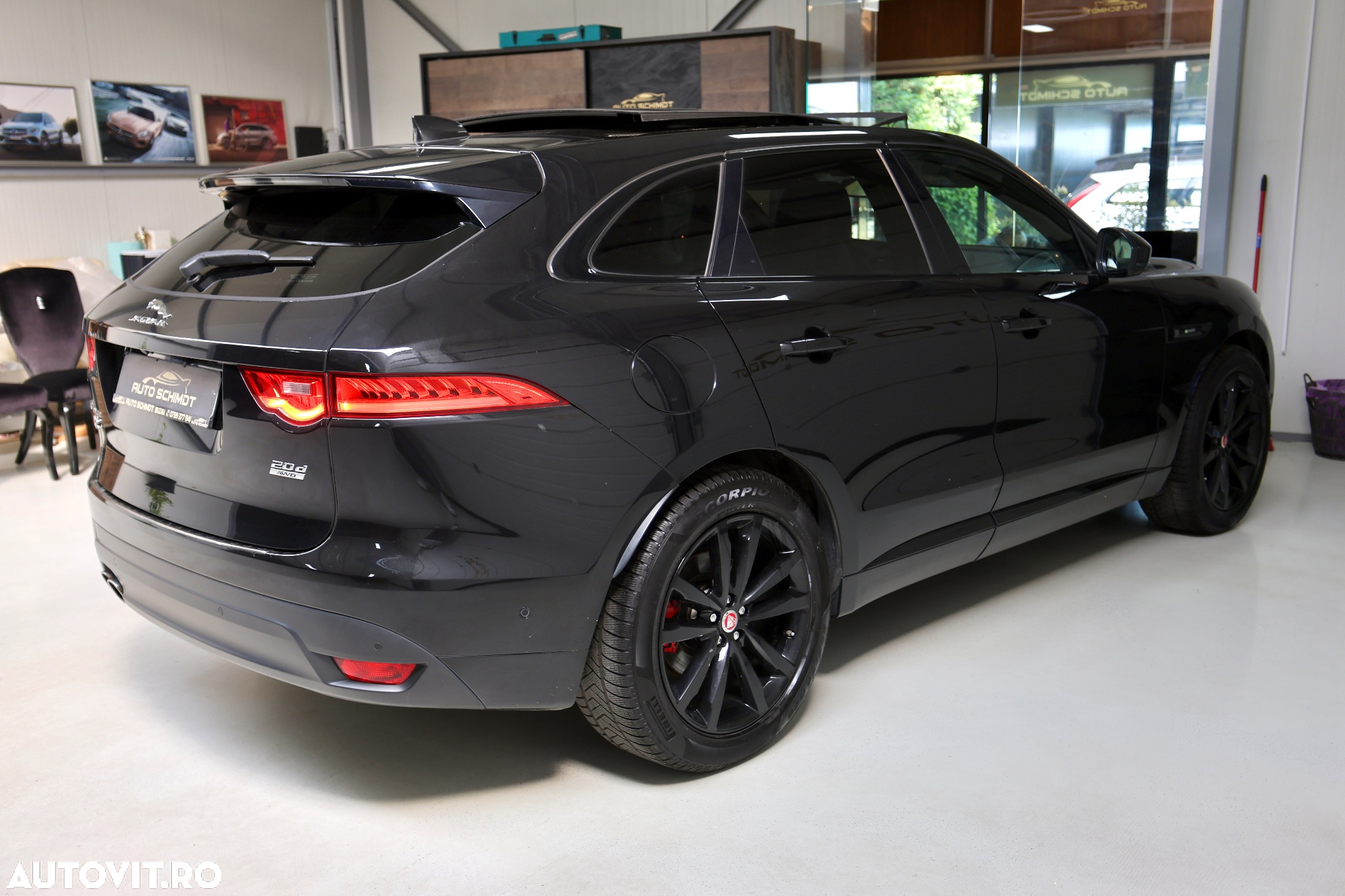 Jaguar F-Pace D165 AWD R-Dynamic S - 7