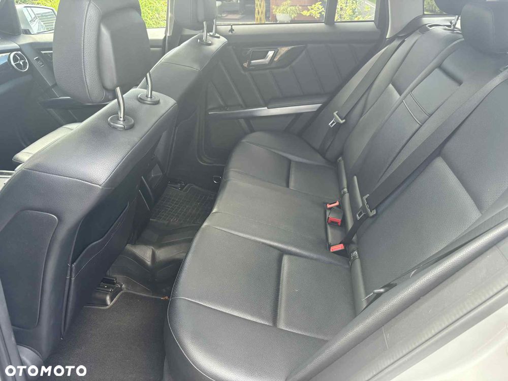 Mercedes-Benz GLK 250 CDI DPF 4Matic BlueEFFICIENCY 7G-TRONIC - 14