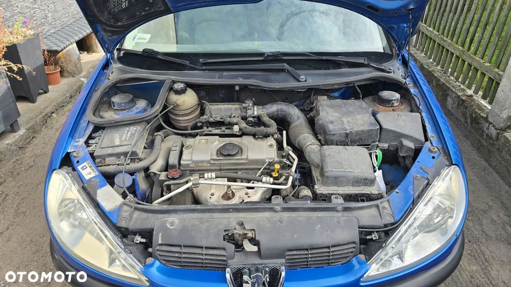 Peugeot 206 2004 photo 3