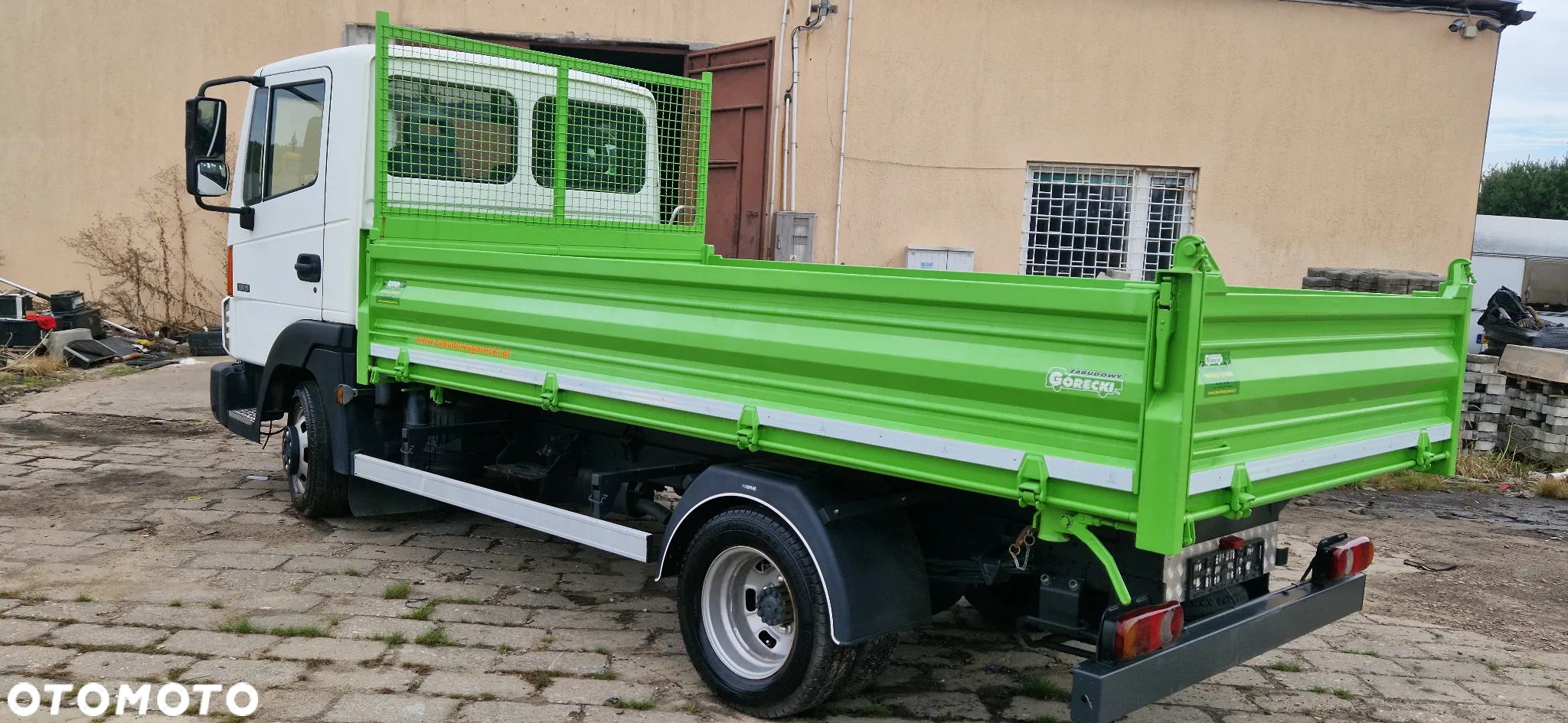 Nissan Atleon 56.15 35.15 kiper wywrotka - 3