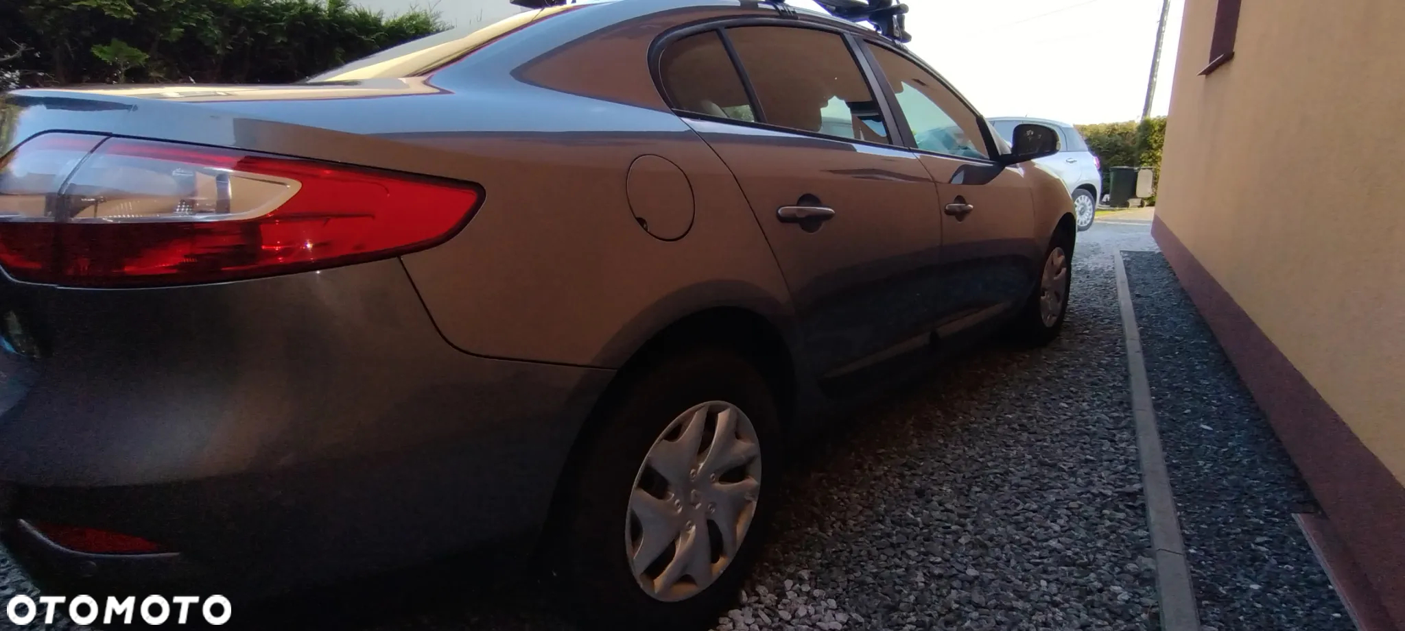 Renault Fluence 1.6 16V Life - 5