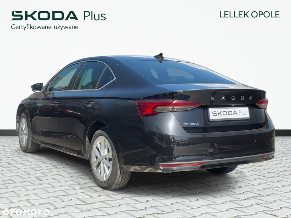 Skoda Octavia 1.5 TSI mHEV Selection DSG - 9