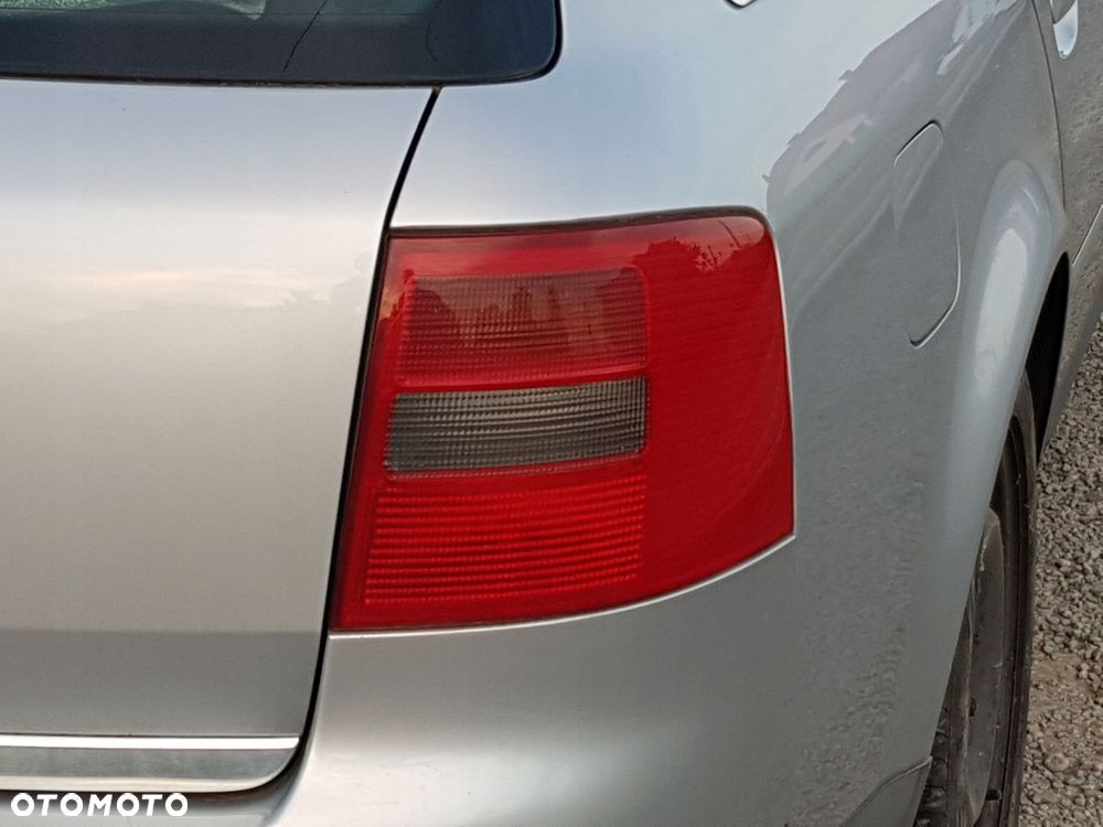 AUDI A6 C5 97-01 KOMBI LAMPA PRAWA TYŁ TYLNA - 14