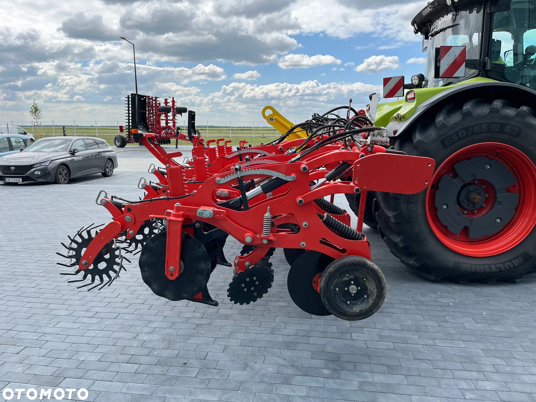 Kuhn STRIGER 600R - 5