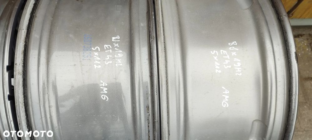 FELGI ALUMNIOWE 2134012000 5x112 AMG 8Jx19 CALI ET43 STOPNIOWANE 2134013800 8Jx19 CALI ET20 MERCEDES W213 I INNE - 27