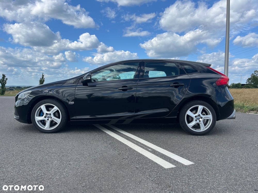 Volvo V40 T2 Drive-E Momentum - 22