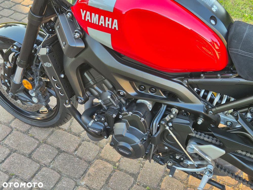 Yamaha XSR - 10