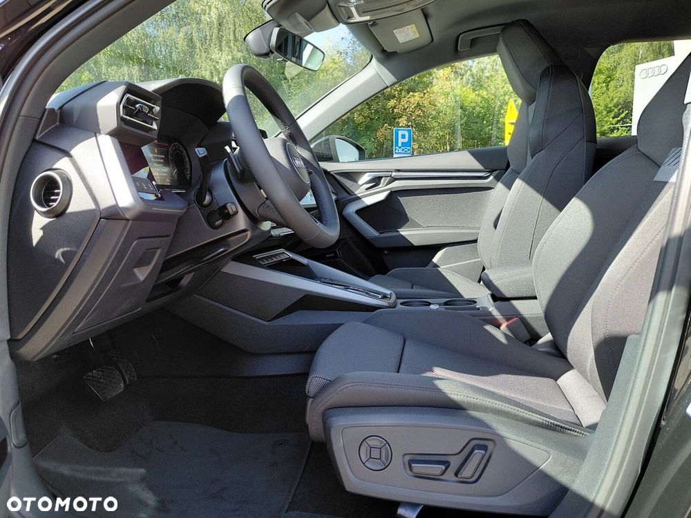 Audi A3 Sportback - 18