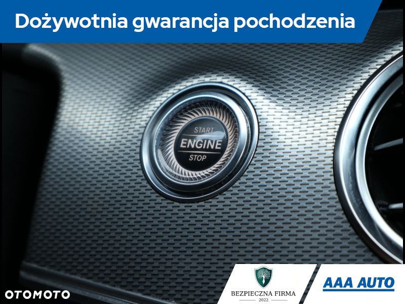 Mercedes-Benz Klasa E - 20