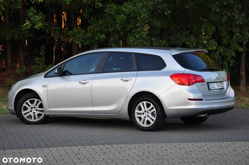 Opel Astra 1.4 Turbo Sports Tourer - 12