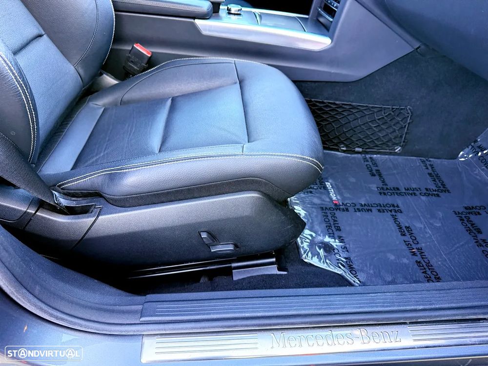 Mercedes-Benz E 250 BlueTEC Avantgarde Auto. - 27