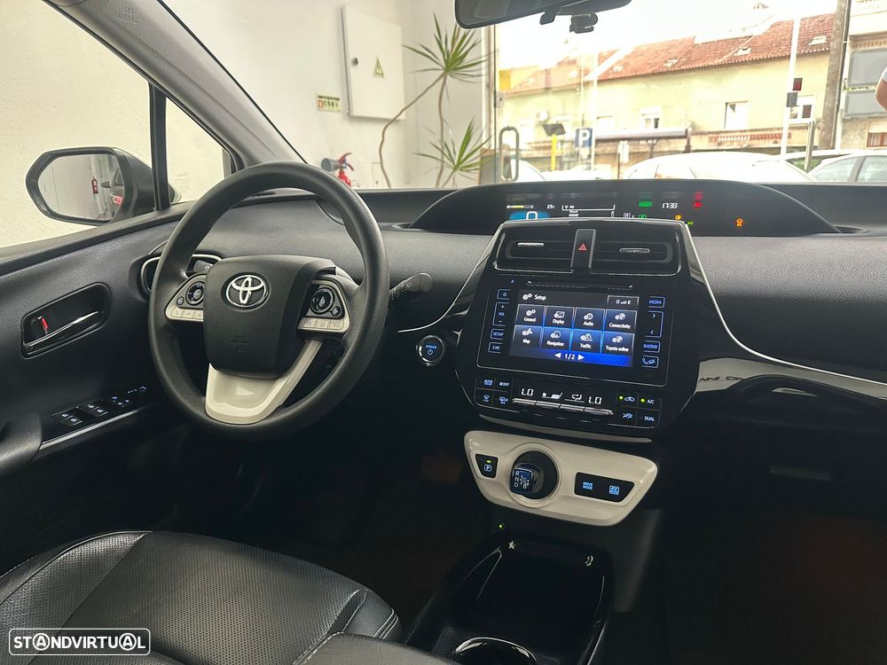 Toyota Prius 1.8 Luxury Pele - 25
