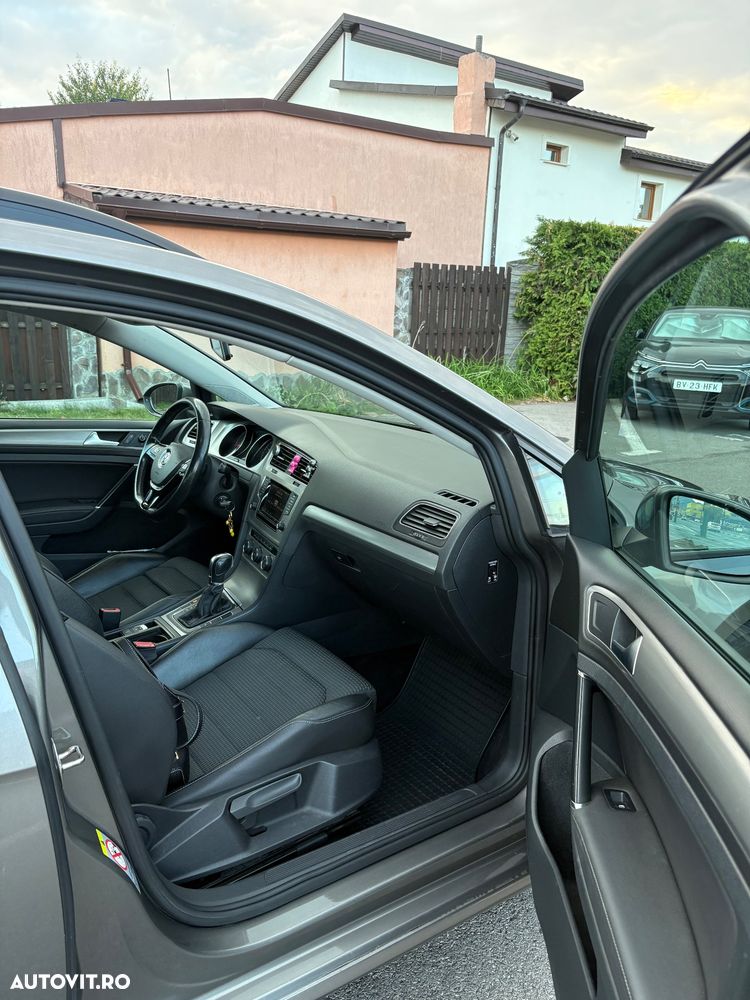 Volkswagen Golf 1.6 TDI DPF DSG BlueMotion Technology Trendline - 6