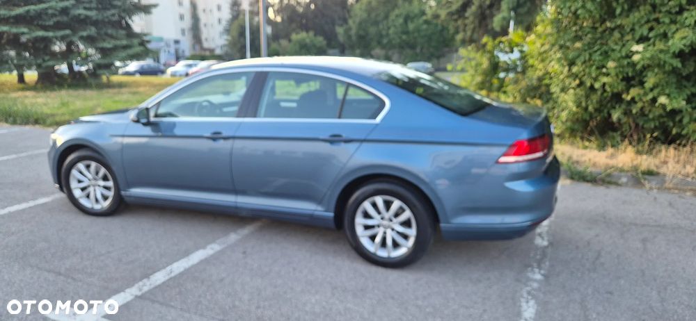 Volkswagen Passat - 7