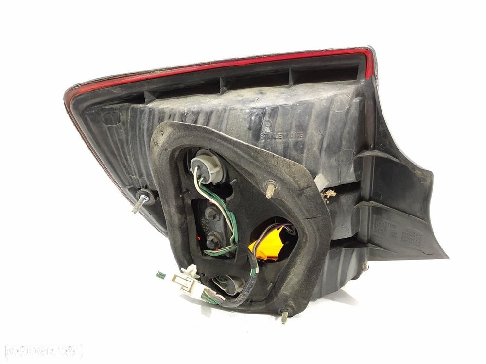 FAROLIM TRASEIRO ESQUERDO TOYOTA CELICA COUPÉ 1999 -815612B470 - 4