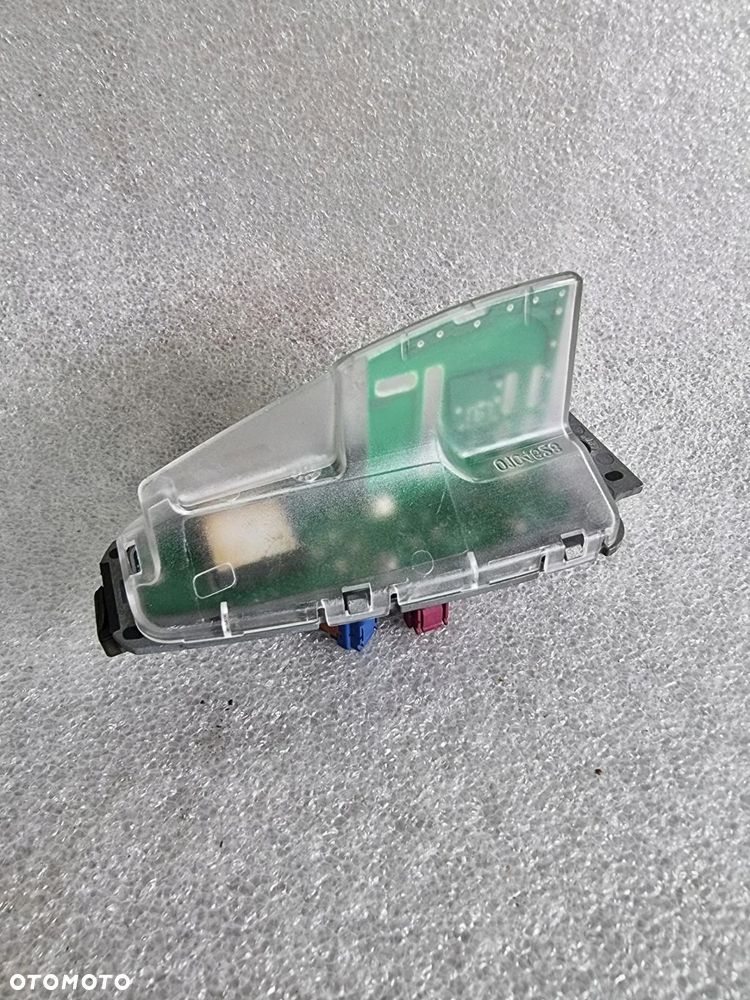 ANTENA DACHOWA GPS BMW E90 E91 X5 E70 6940418 - 2