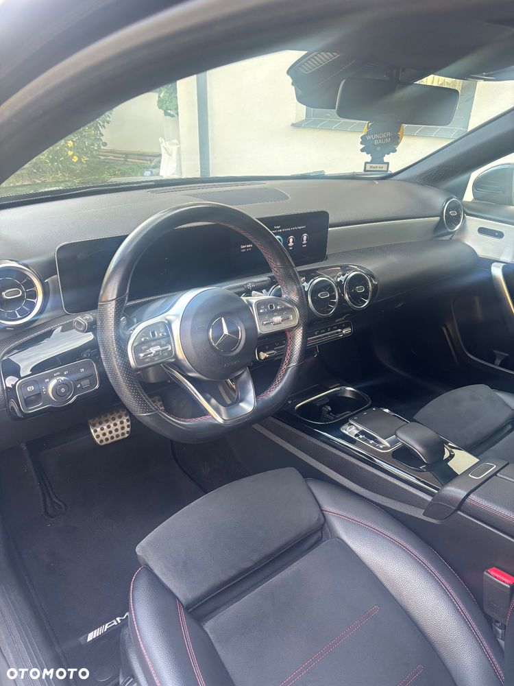 Mercedes-Benz Klasa A 180 d AMG Line 7G-DCT - 14