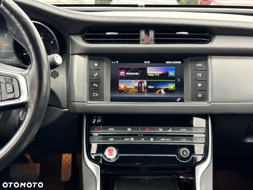 Jaguar XF 2.0 i4D Pure - 36