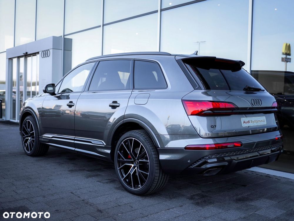 Audi Q7 - 7
