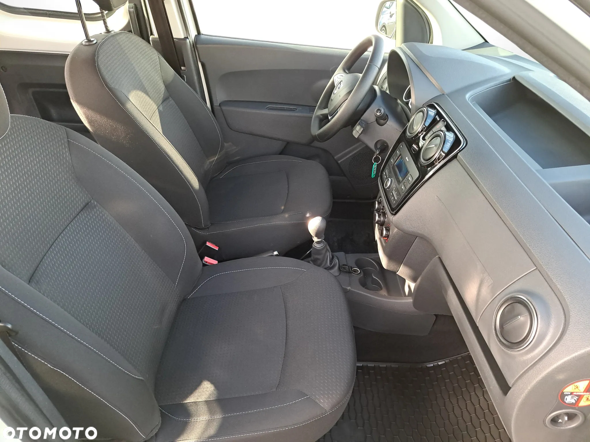 Dacia Dokker 1.5 Blue dCi Laureate - 13
