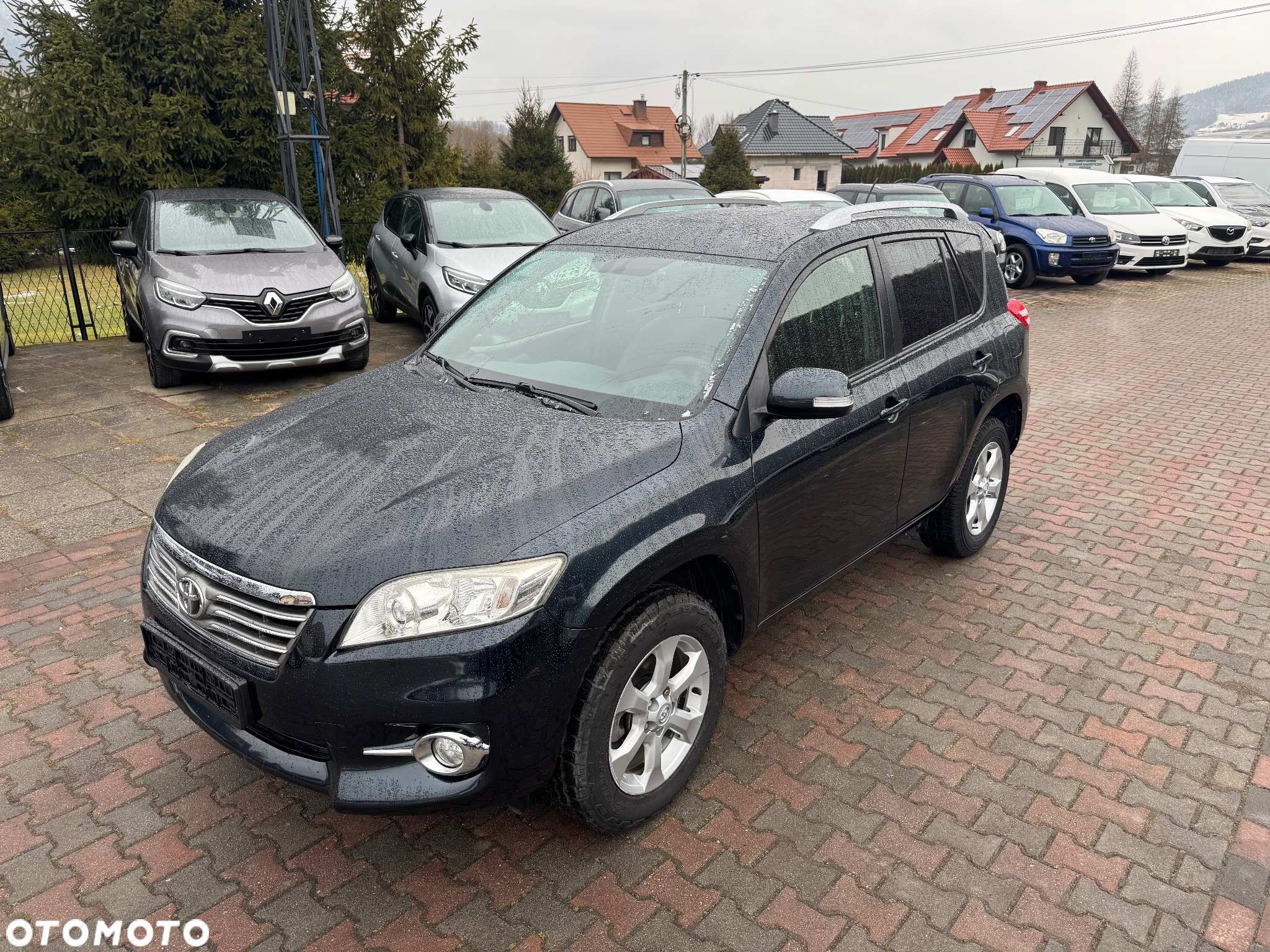 Toyota RAV4 - 9
