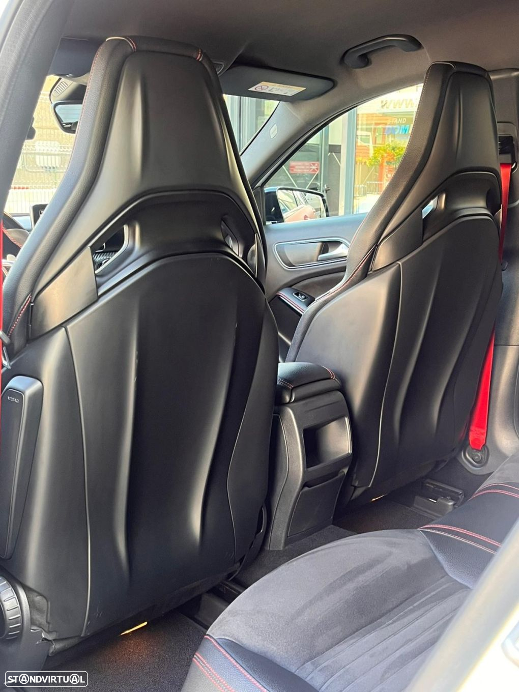 Mercedes-Benz A 45 AMG 4-Matic - 36