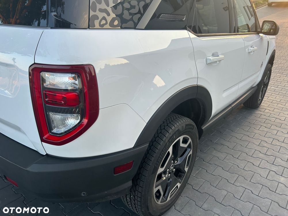 Ford Bronco - 17