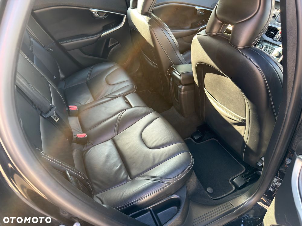 Volvo V40 - 9